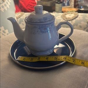 Vintage Microwaveable Oriental Blue and White Teapot Set